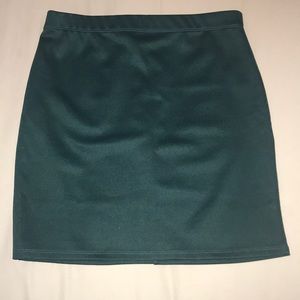 3 for $10 - NWOT Green fitted skirt